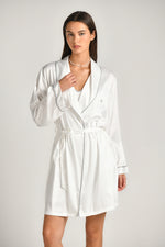 חלוק בית לנשים