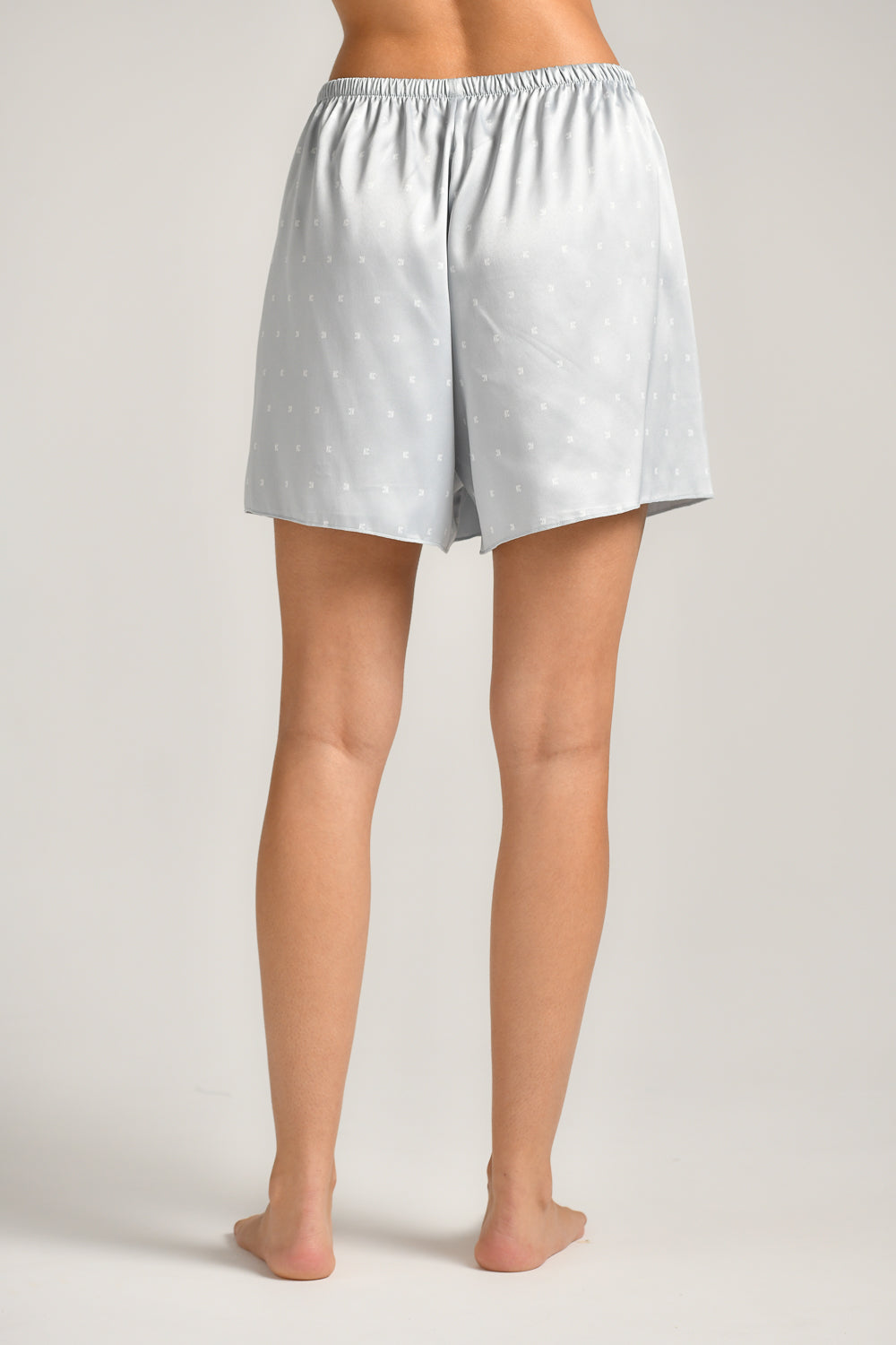 סט פיג'מה קצרה לנשים