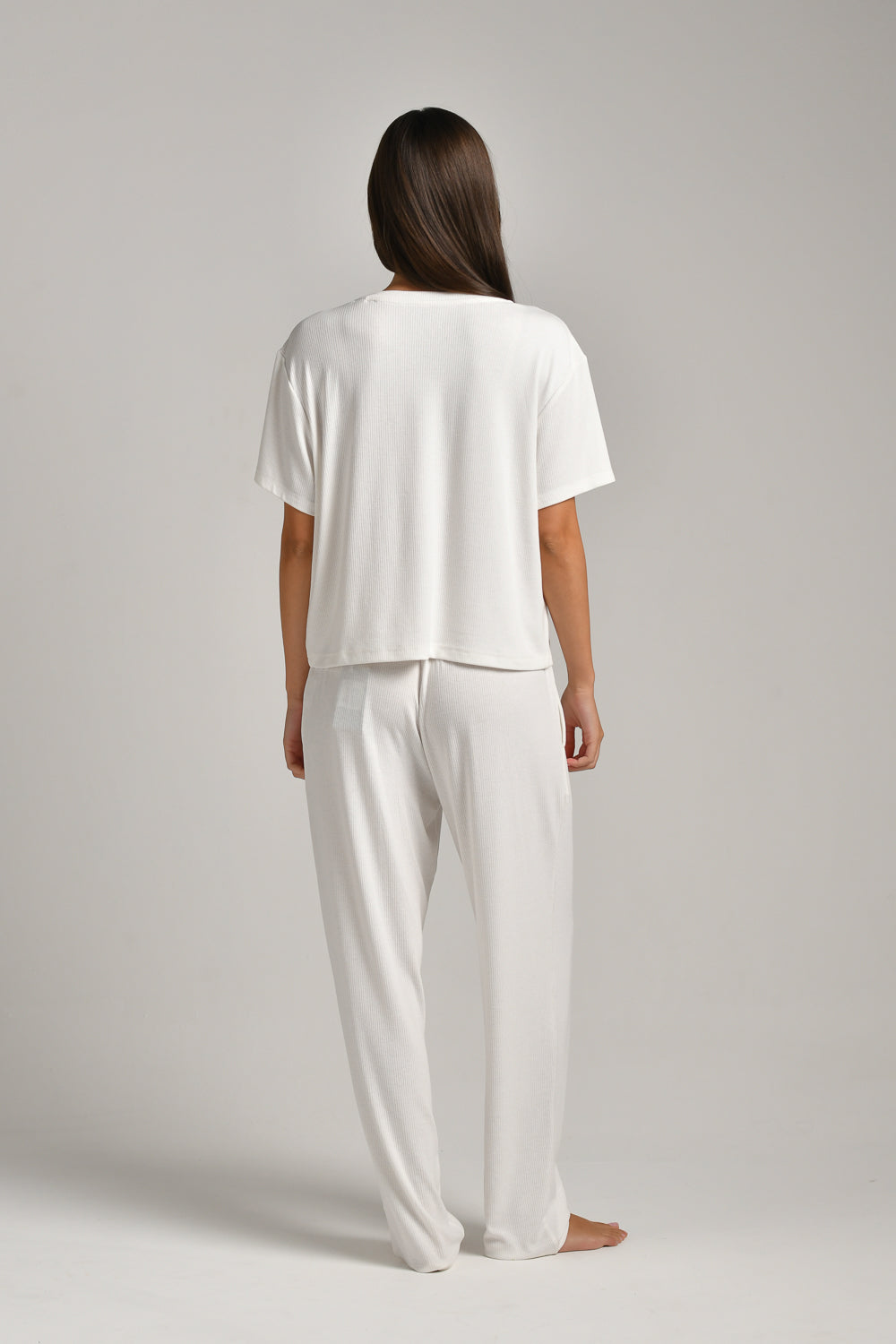 חולצת קרופ טופ סופט לנשים 