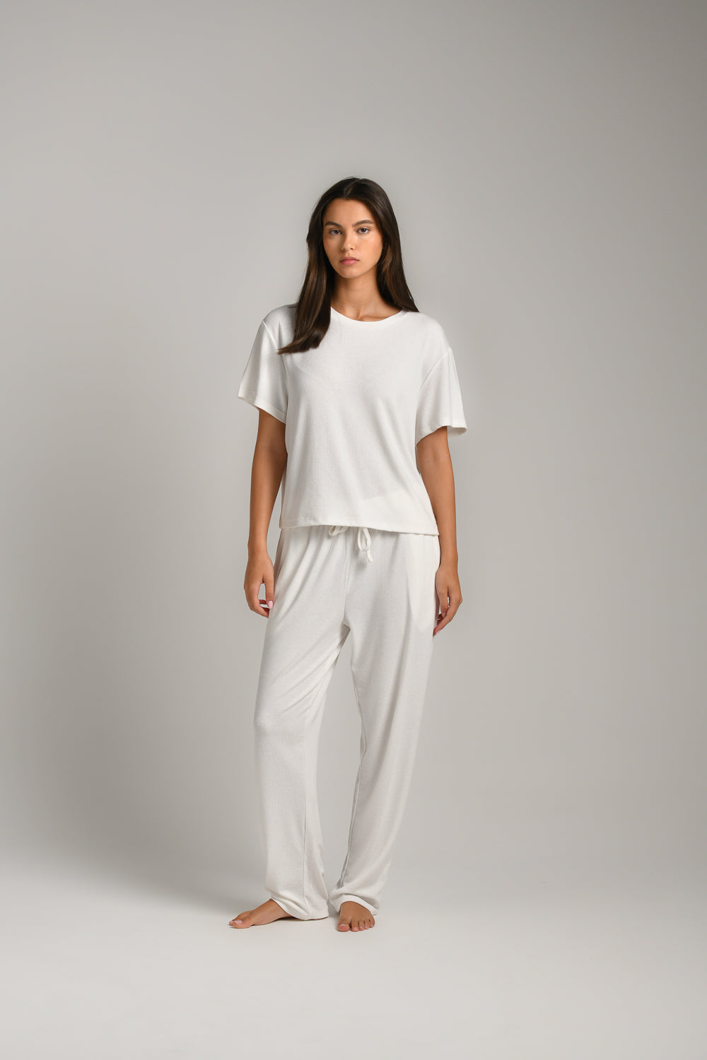 חולצת קרופ טופ סופט לנשים 