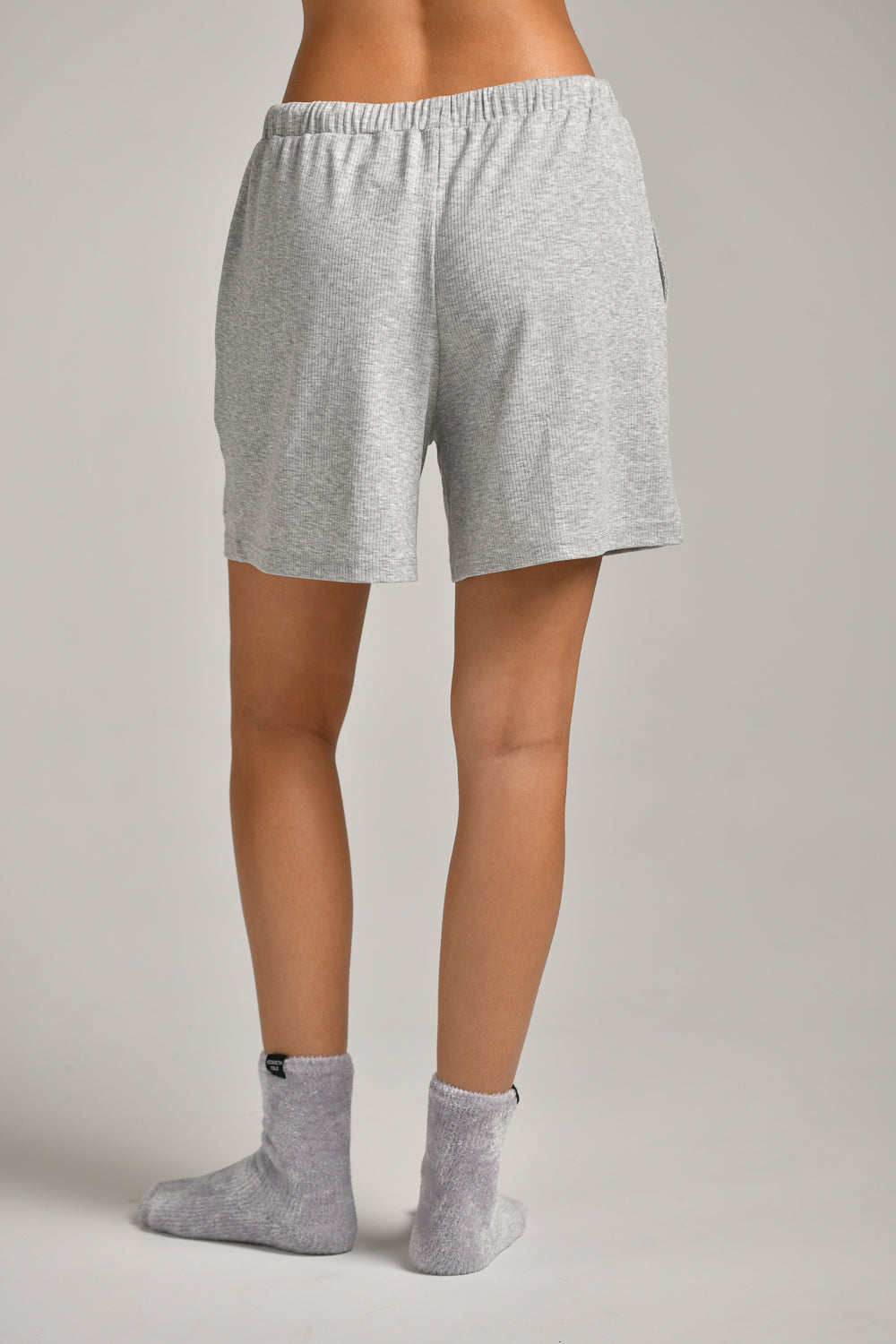 מכנסי שורט מבד ריב