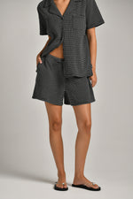 חליפת בויפרנד פסים לנשים