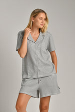 חליפת בויפרנד פסים לנשים