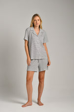 חליפת בויפרנד פסים לנשים