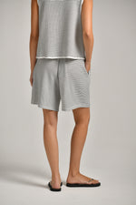 מכנסי שורט פסים