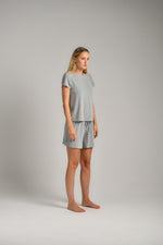 מכנסי בית קצרים לנשים