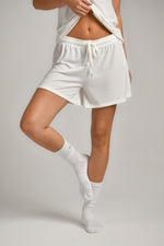 מכנסי בית קצרים לנשים