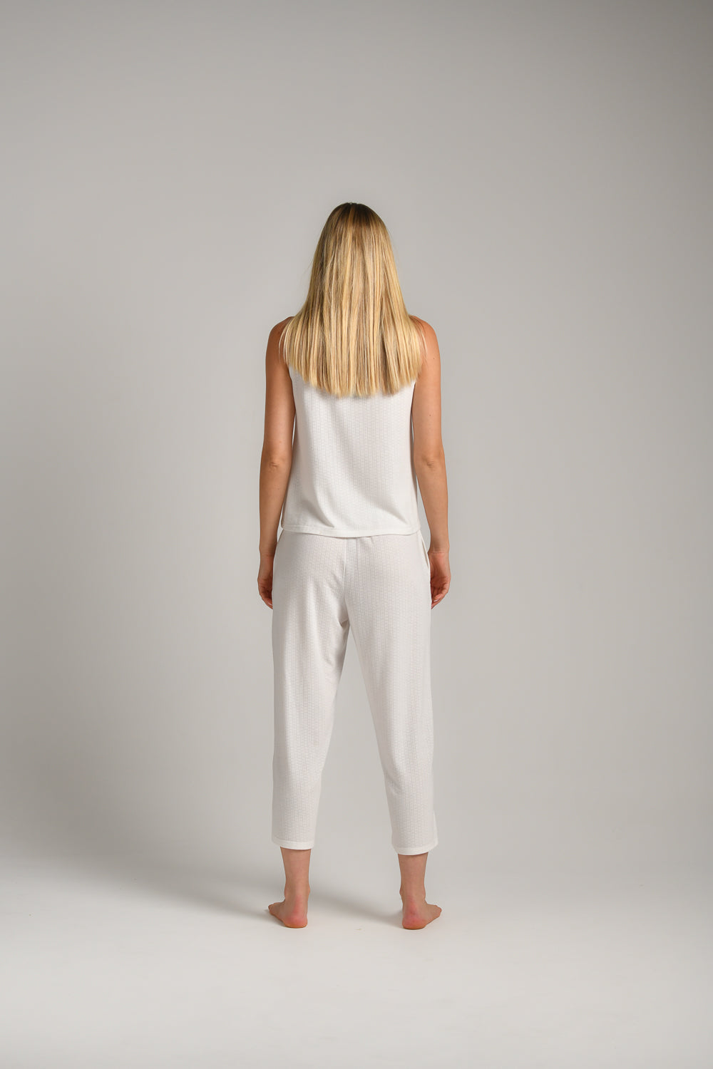 מכנסי בית בגזרה מתרחבת לנשים