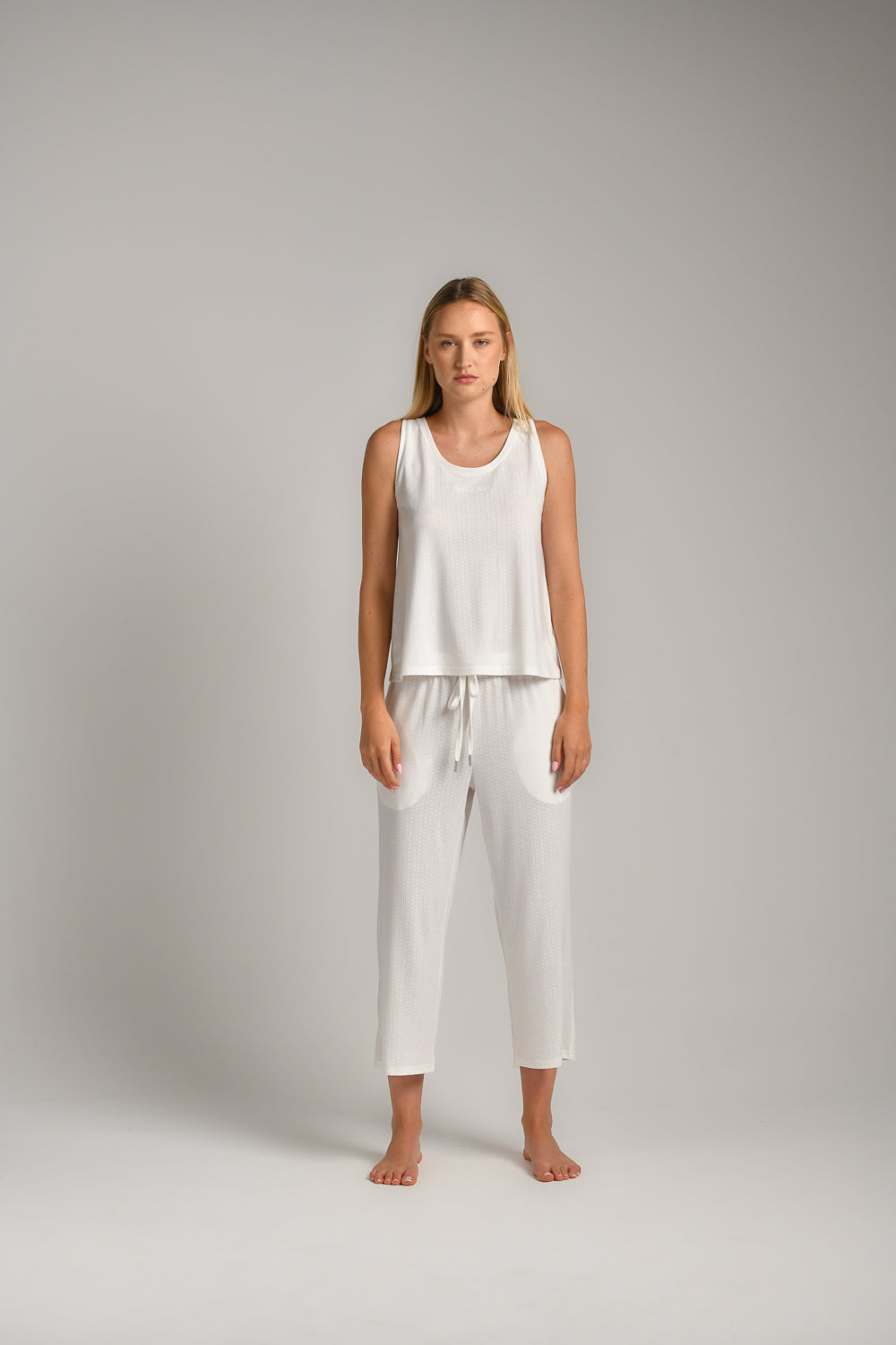 מכנסי בית בגזרה מתרחבת לנשים