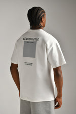 טי שירט אוברסייז עם דפוס בגב