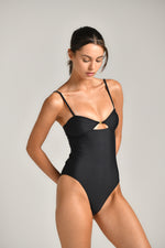 בגד ים שלם ONE PIECELOGO PRINT לנשים