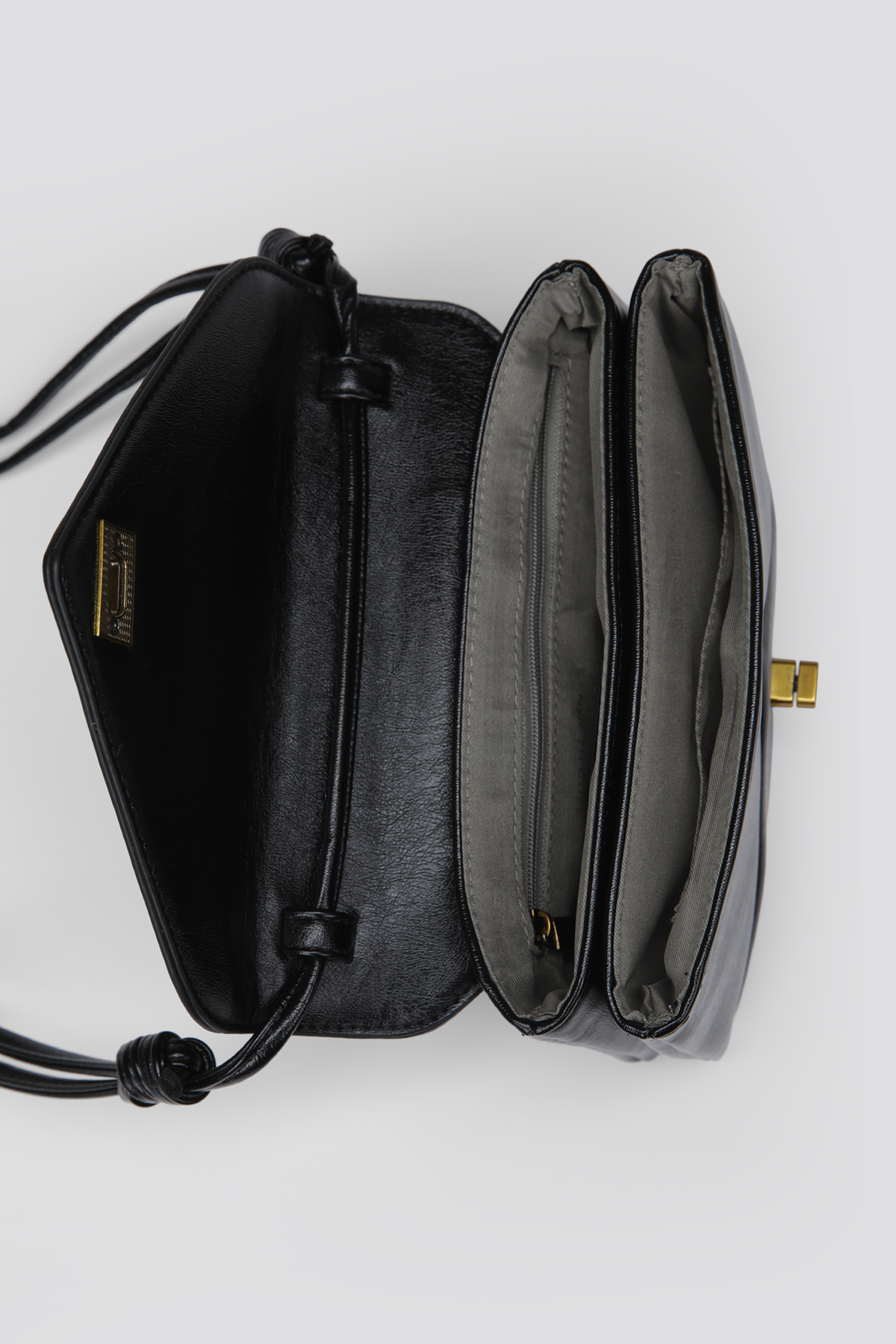 תיק צד אלגנטי בצבע שחור | קנת קול