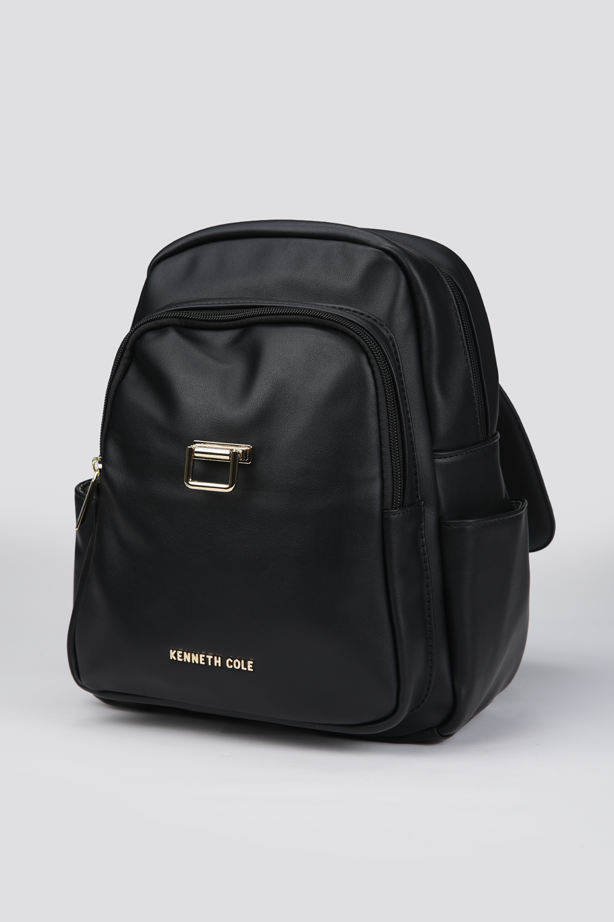 תיק גב בצבע שחור | קנת קול