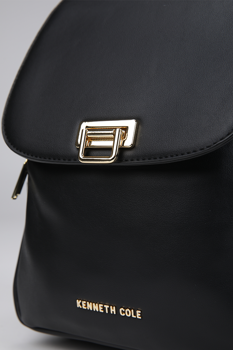 תיק גב בצבע שחור | קנת קול