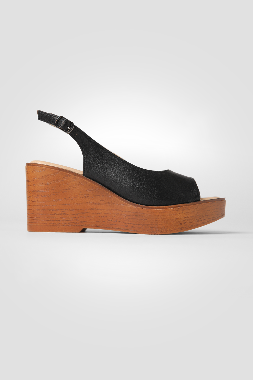 סנדלי פלטפורמה לנשים בצבע שחור