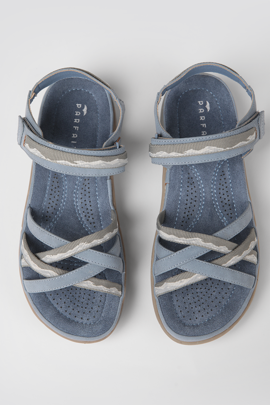 סנדלי נוחות עם סוליה אנטומית בצבע תכלת