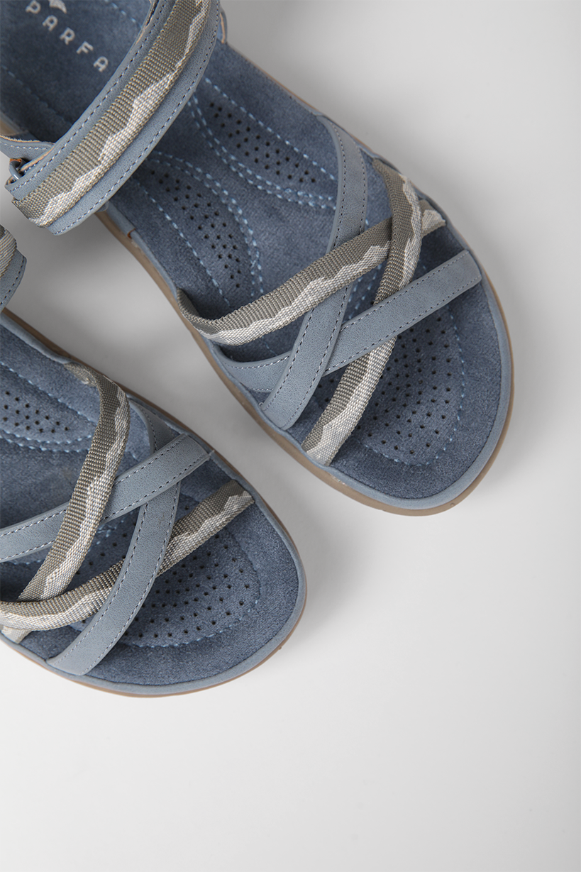 סנדלי נוחות עם סוליה אנטומית בצבע תכלת