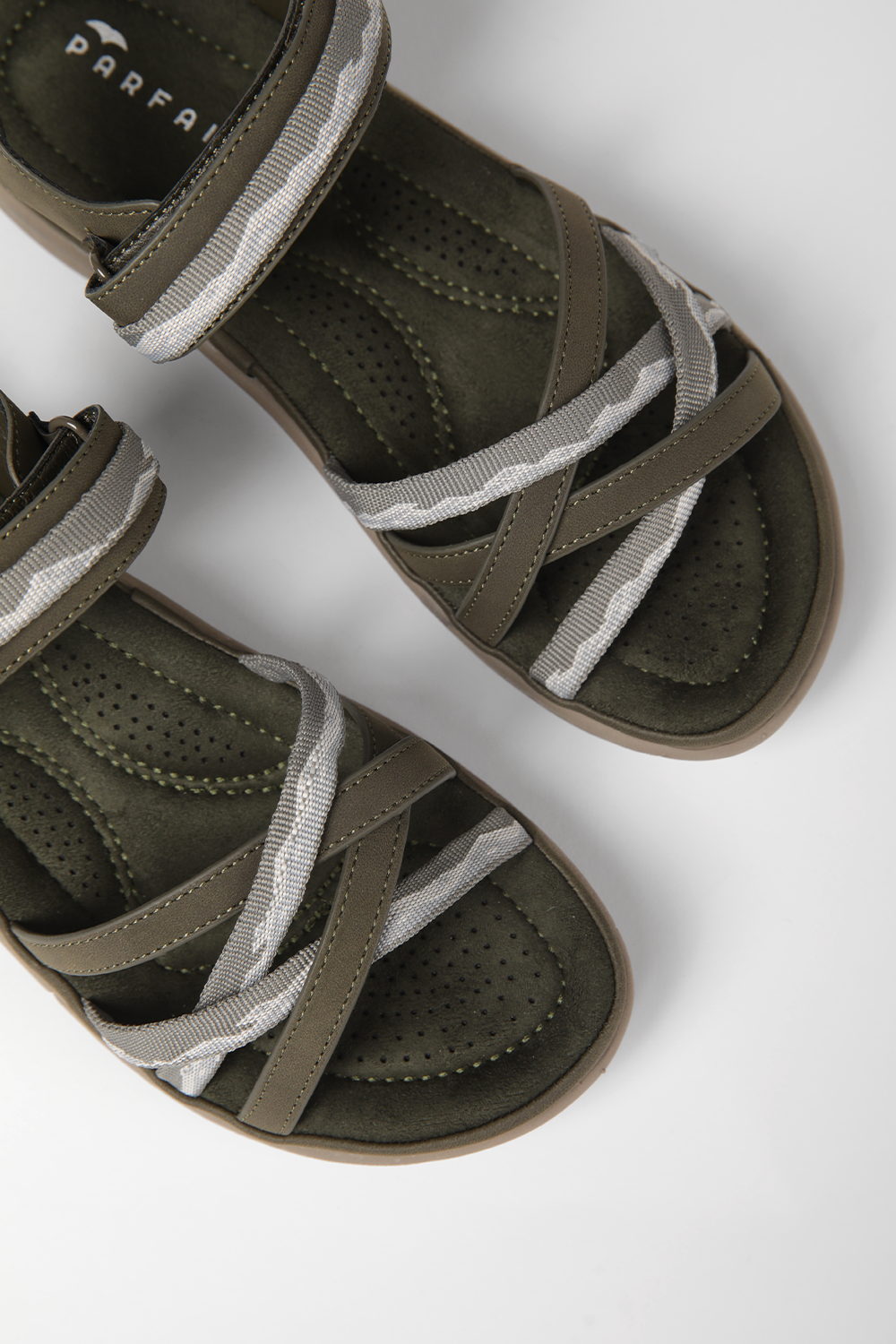 סנדלי נוחות עם סוליה אנטומית בצבע זית