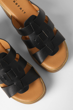 כפכפי עקב לנשים בצבע שחור