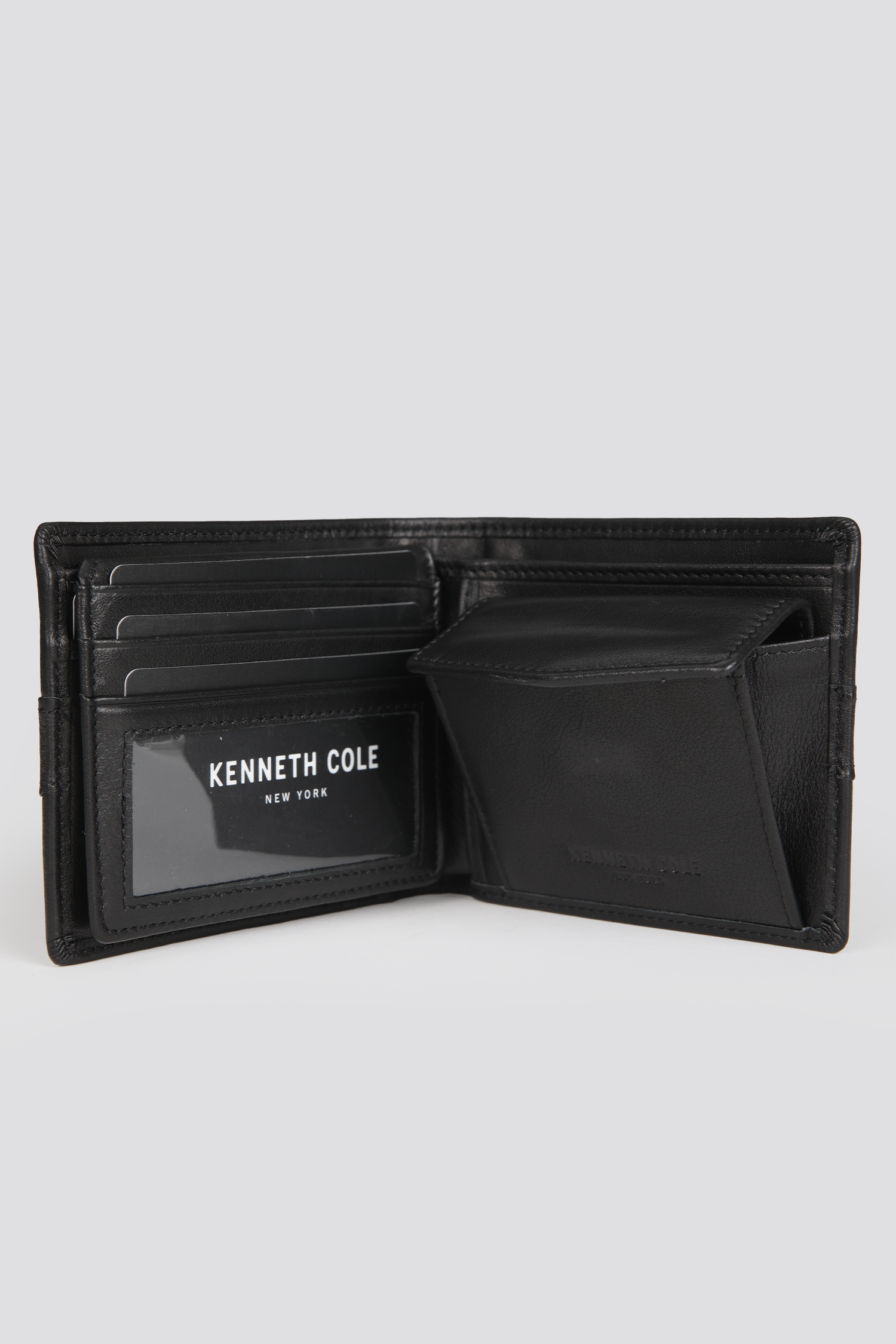 ארנק עור לגבר בצבע שחור