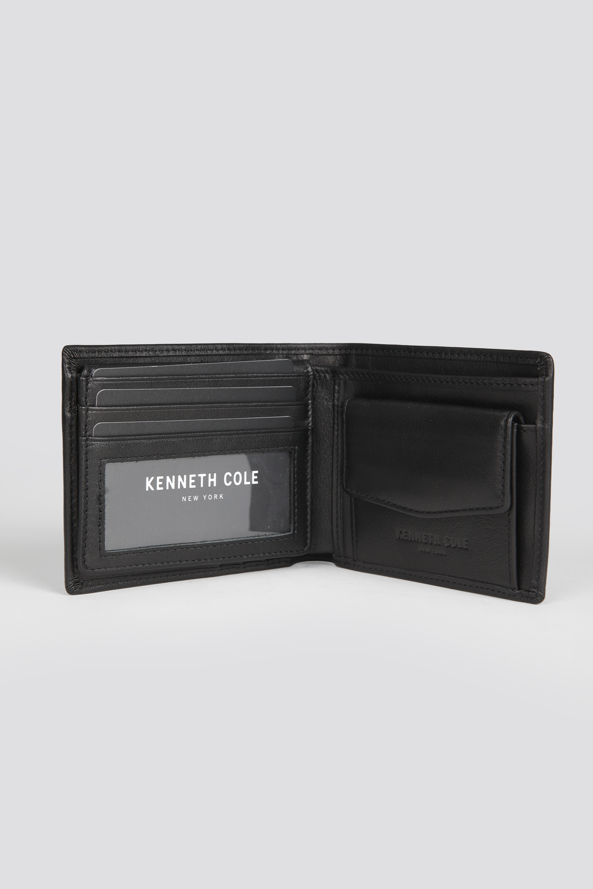 ארנק עור לגבר בצבע שחור