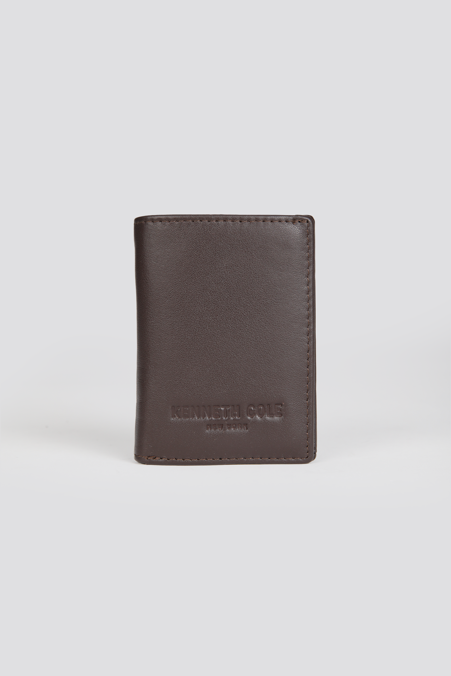 ארנק עור לגבר בצבע חום כהה