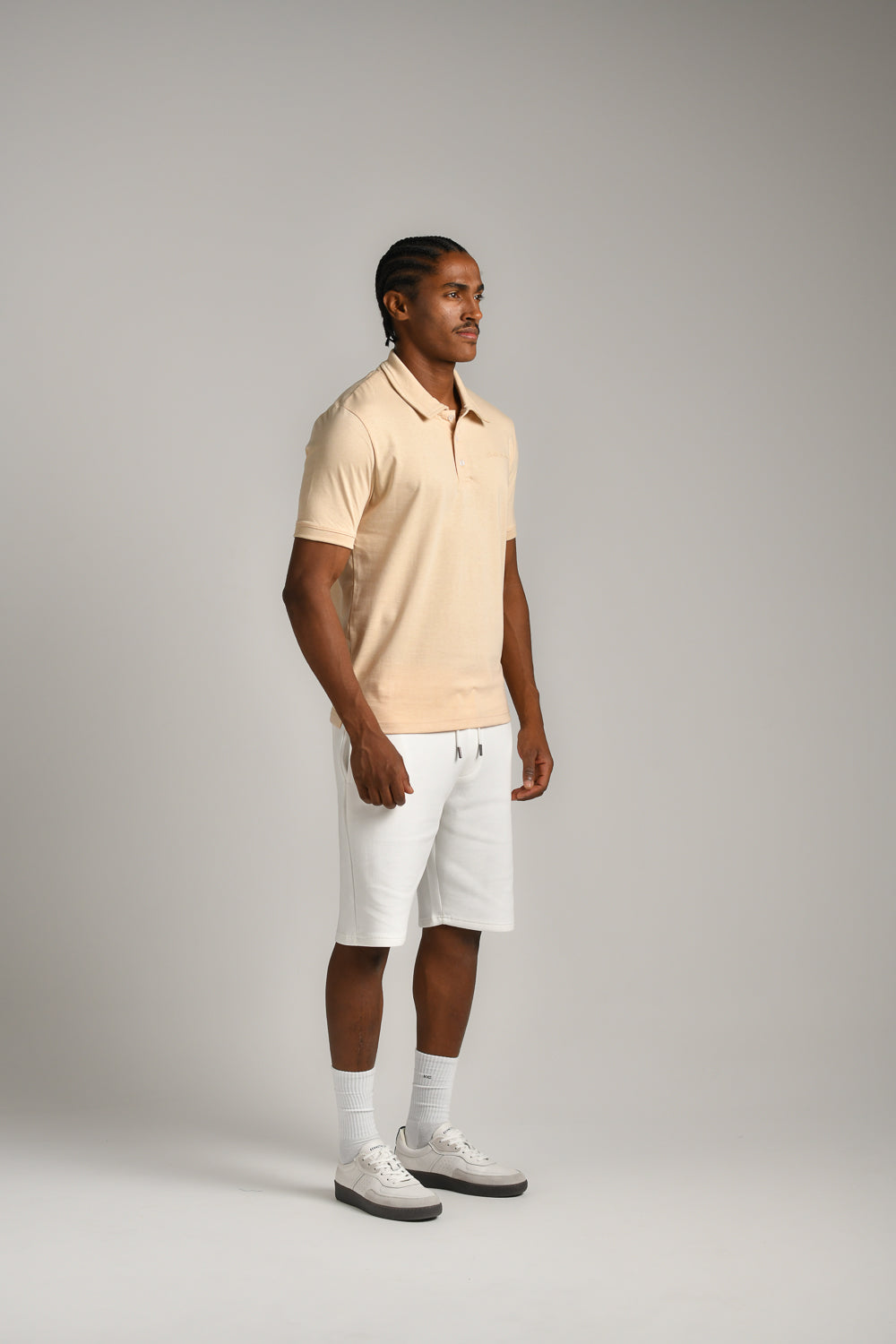 חולצת פולו קצרה 