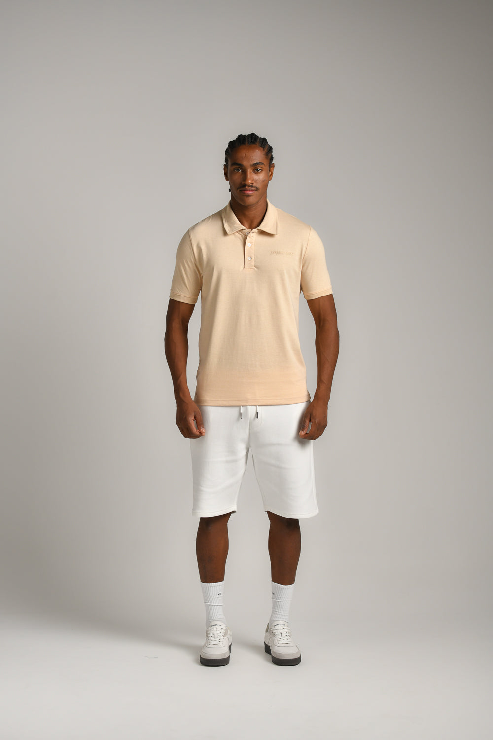 חולצת פולו קצרה 