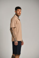 חולצת פולו קצרה 