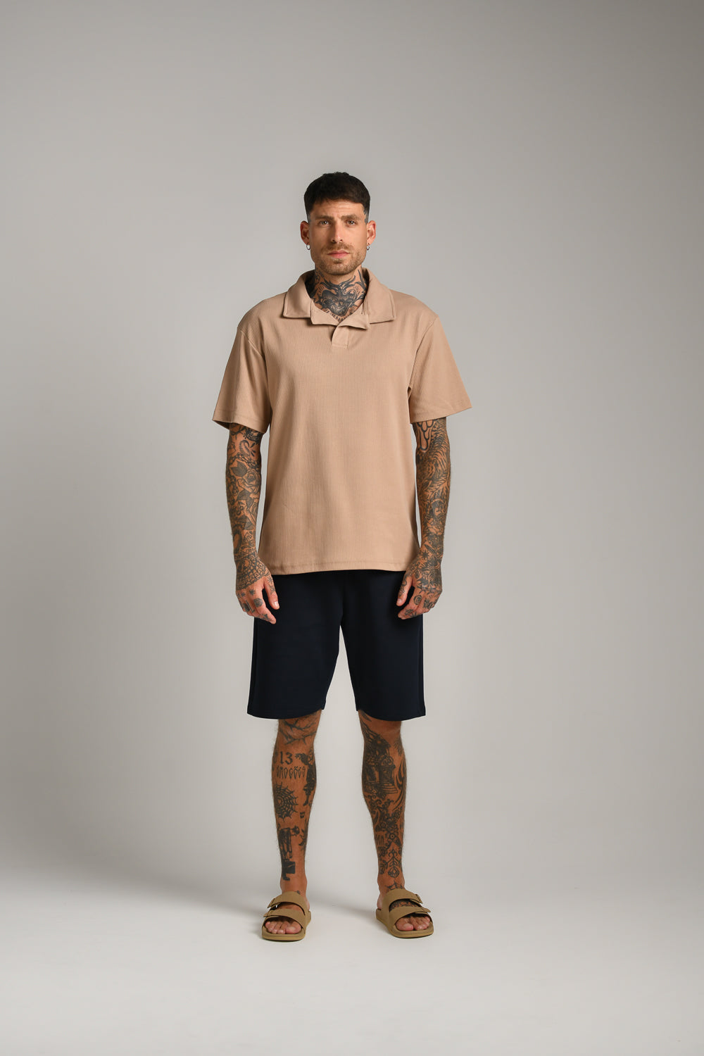 חולצת פולו קצרה 