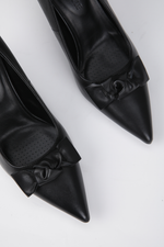 נעלי עקב עם קישוט פפיון | קנת קול