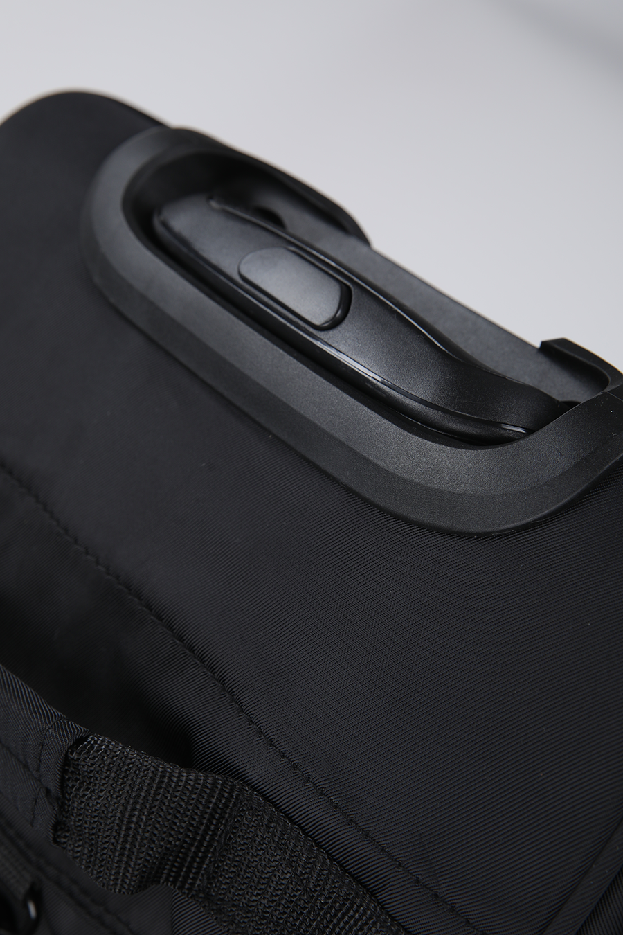 תיק נסיעה על גלגלים בגודל 26 אינץ' | קנת קול