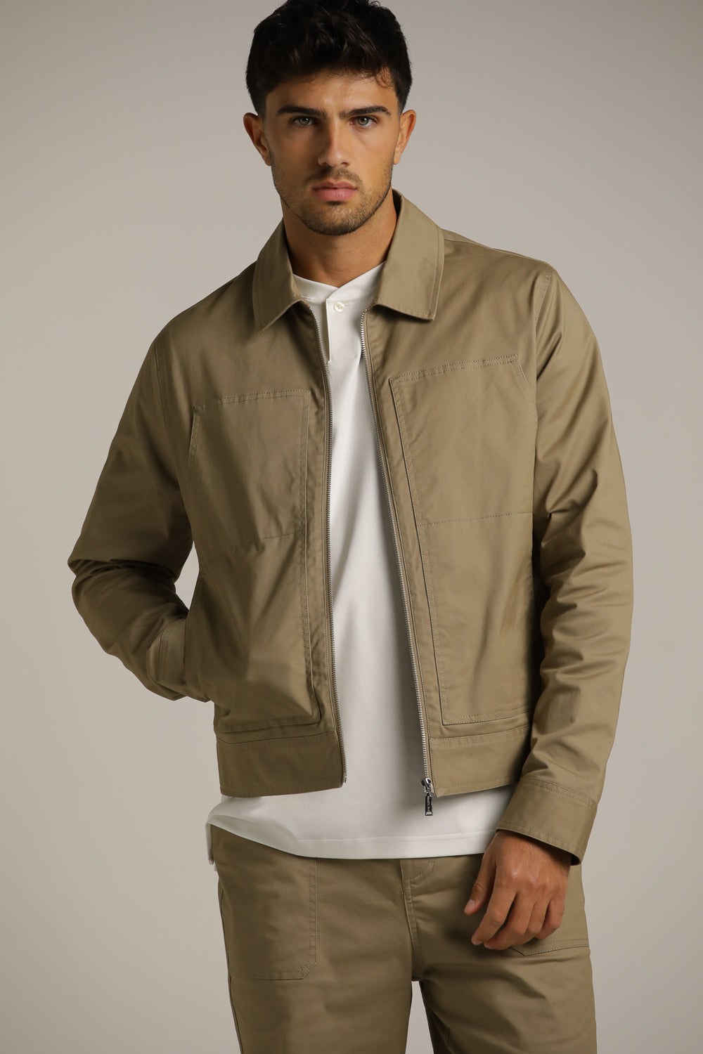 ג'קט באורך מותן בגזרת סלים עם כיסים קדמיים | קנת קול