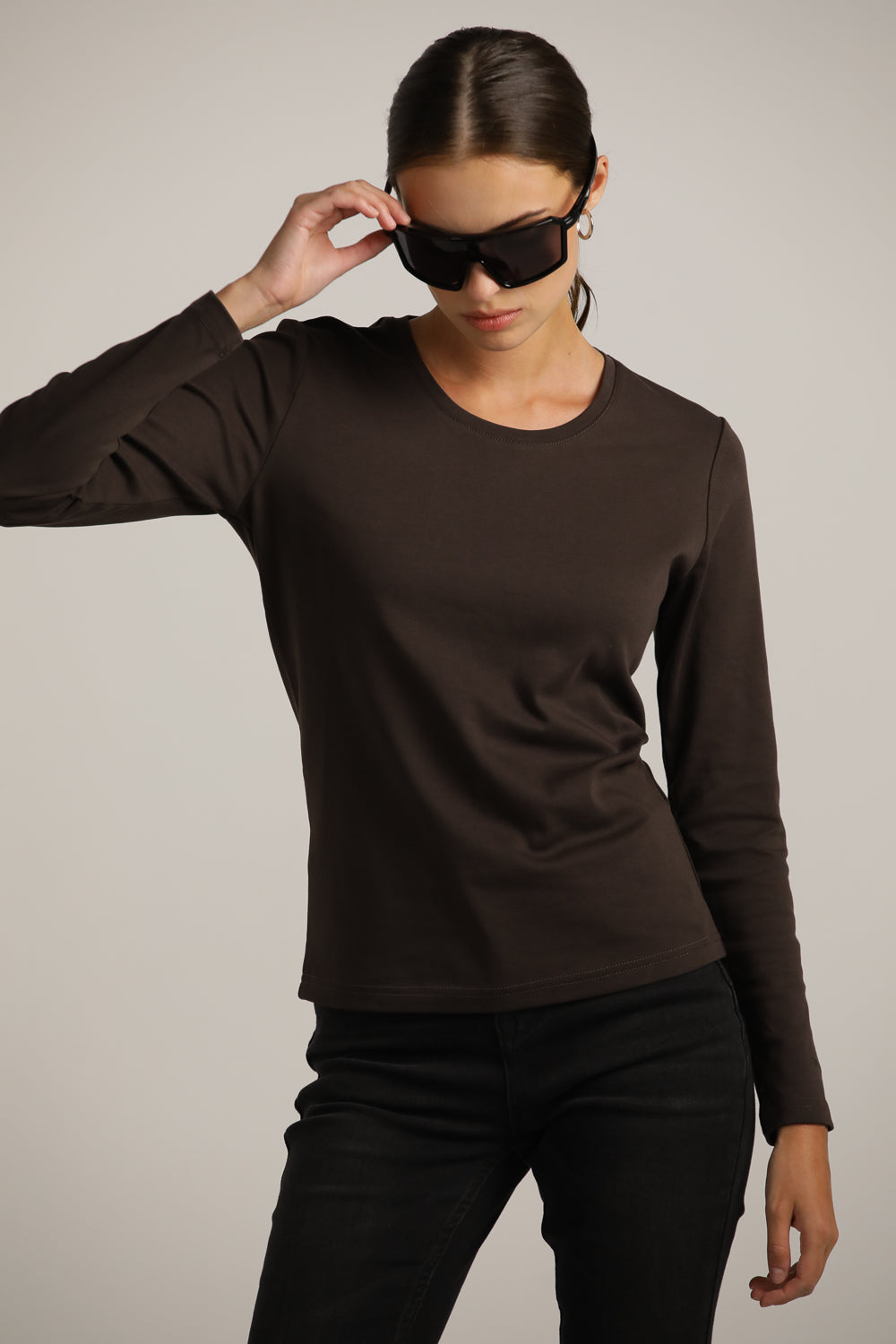 טישירט ארוכה עם צווארון עגול | קנת קול