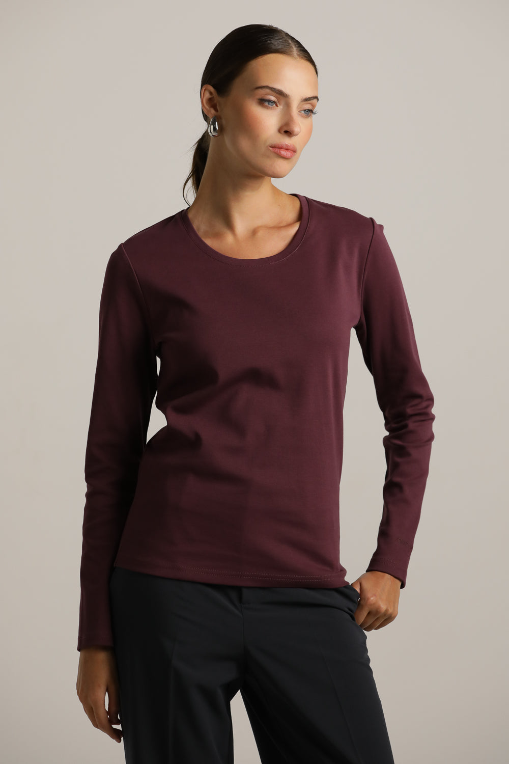 טישירט ארוכה עם צווארון עגול | קנת קול