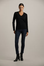 טישרט ארוכה עם צווארון וי  | קנת קול