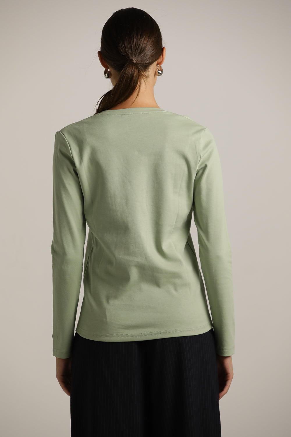 טישרט ארוכה עם צווארון וי  | קנת קול