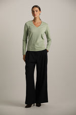 טישרט ארוכה עם צווארון וי  | קנת קול