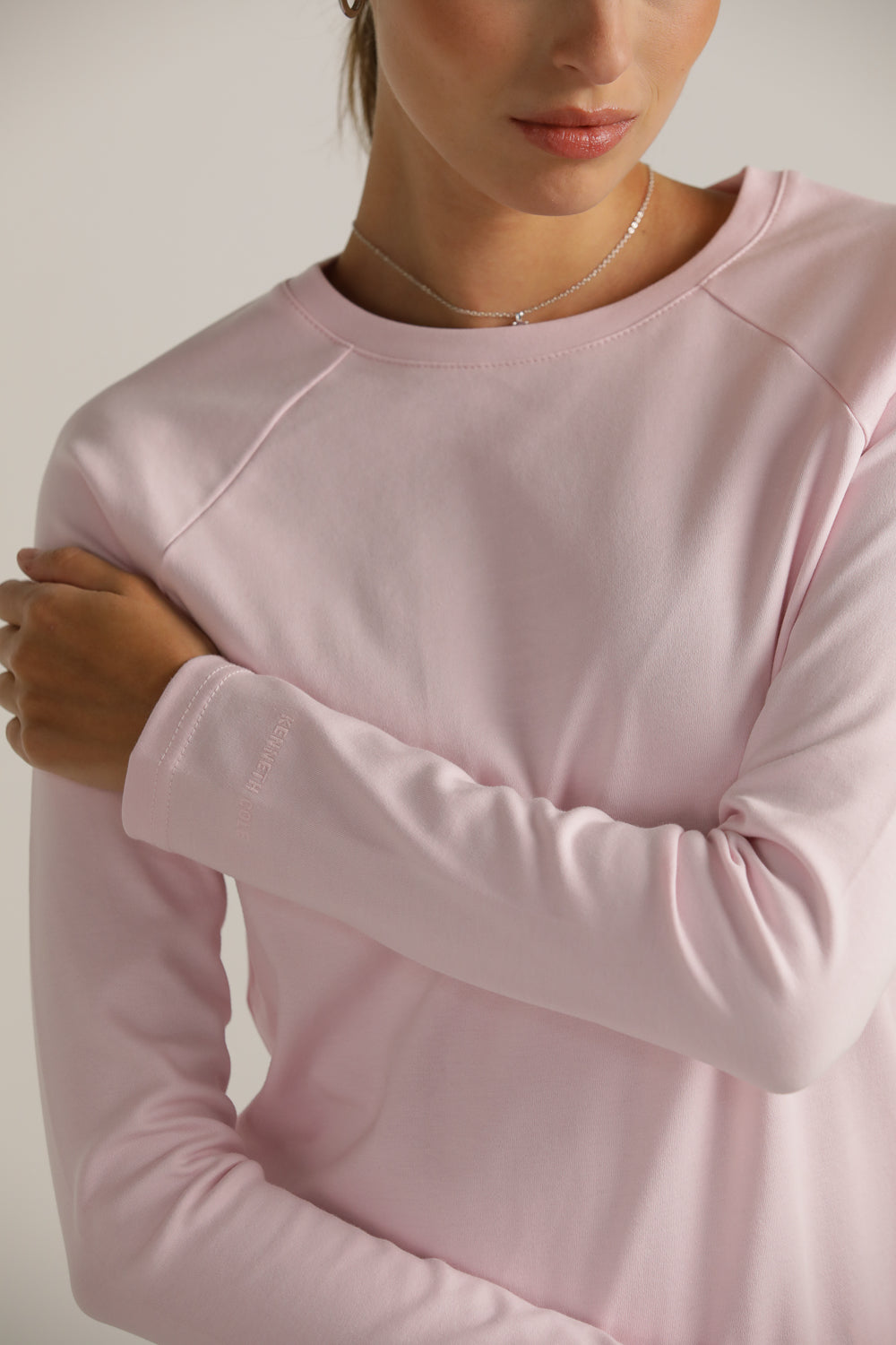 חולצת רגלן ארוכה עם צווארון עגול | קנת קול