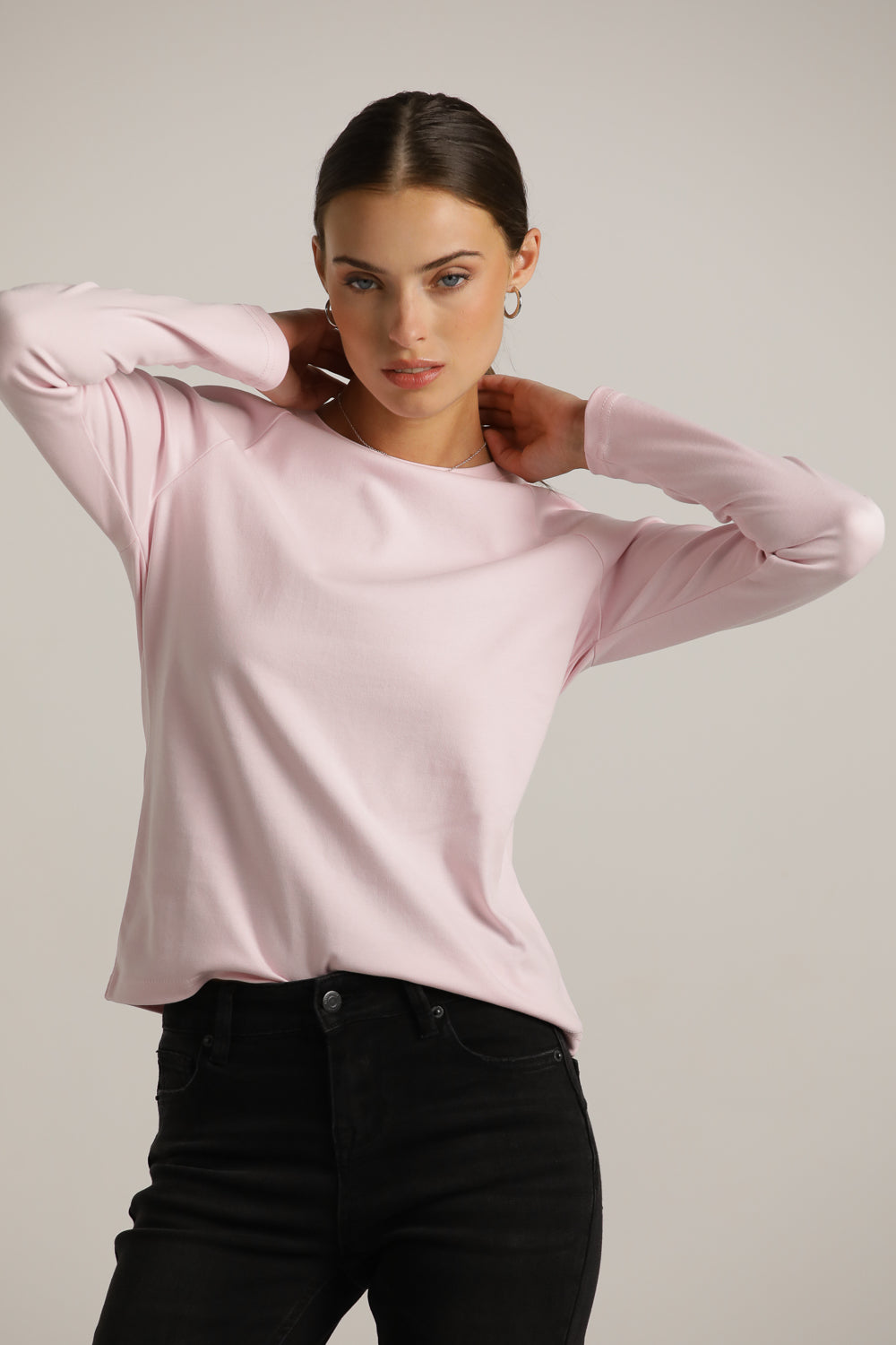 חולצת רגלן ארוכה עם צווארון עגול | קנת קול