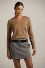 טישרט ארוכה עם צווארון וי  | קנת קול