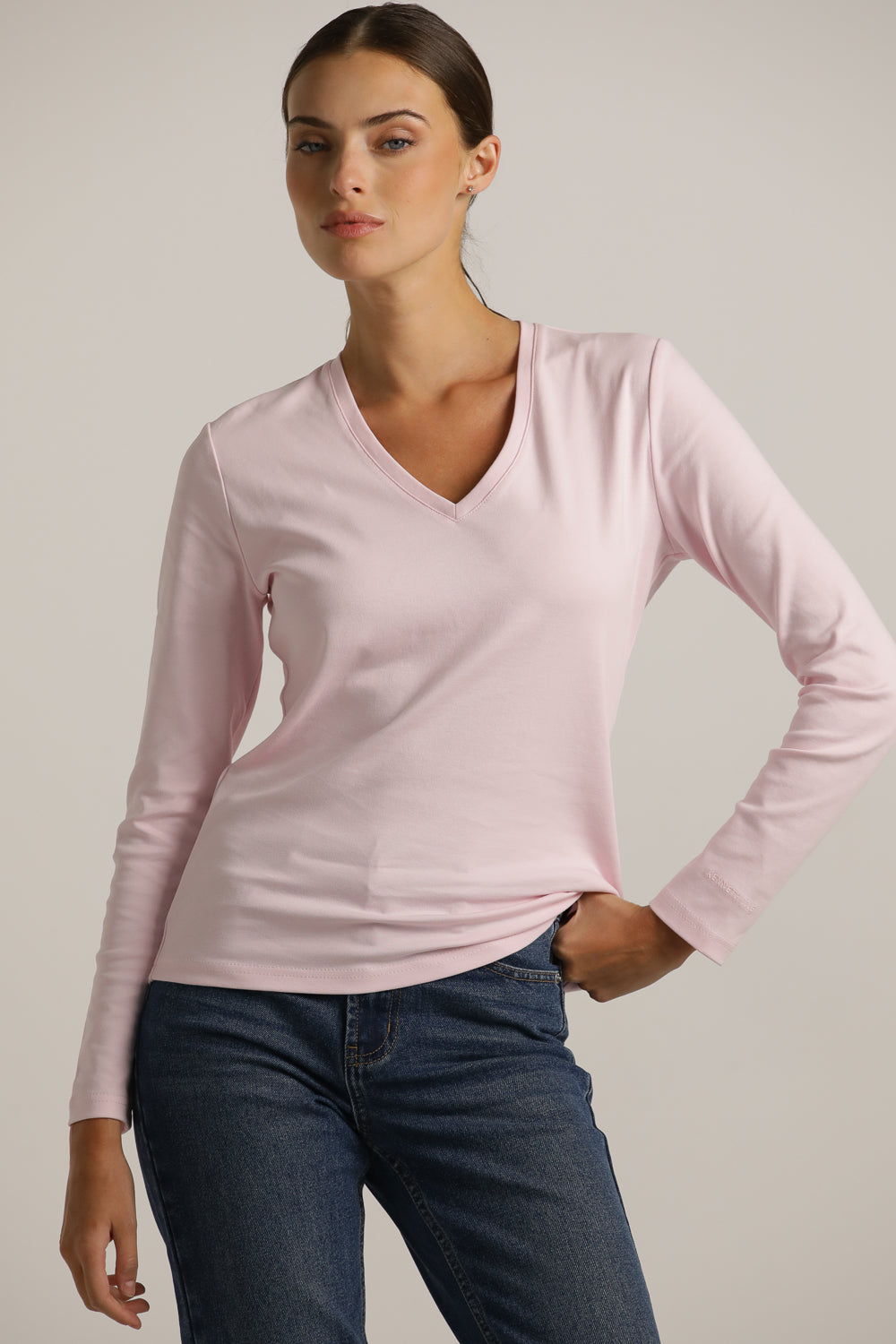 טישרט ארוכה עם צווארון וי  | קנת קול