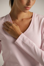 טישרט ארוכה עם צווארון וי  | קנת קול