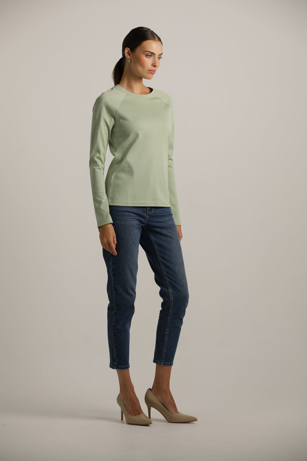 חולצת רגלן ארוכה עם צווארון עגול | קנת קול