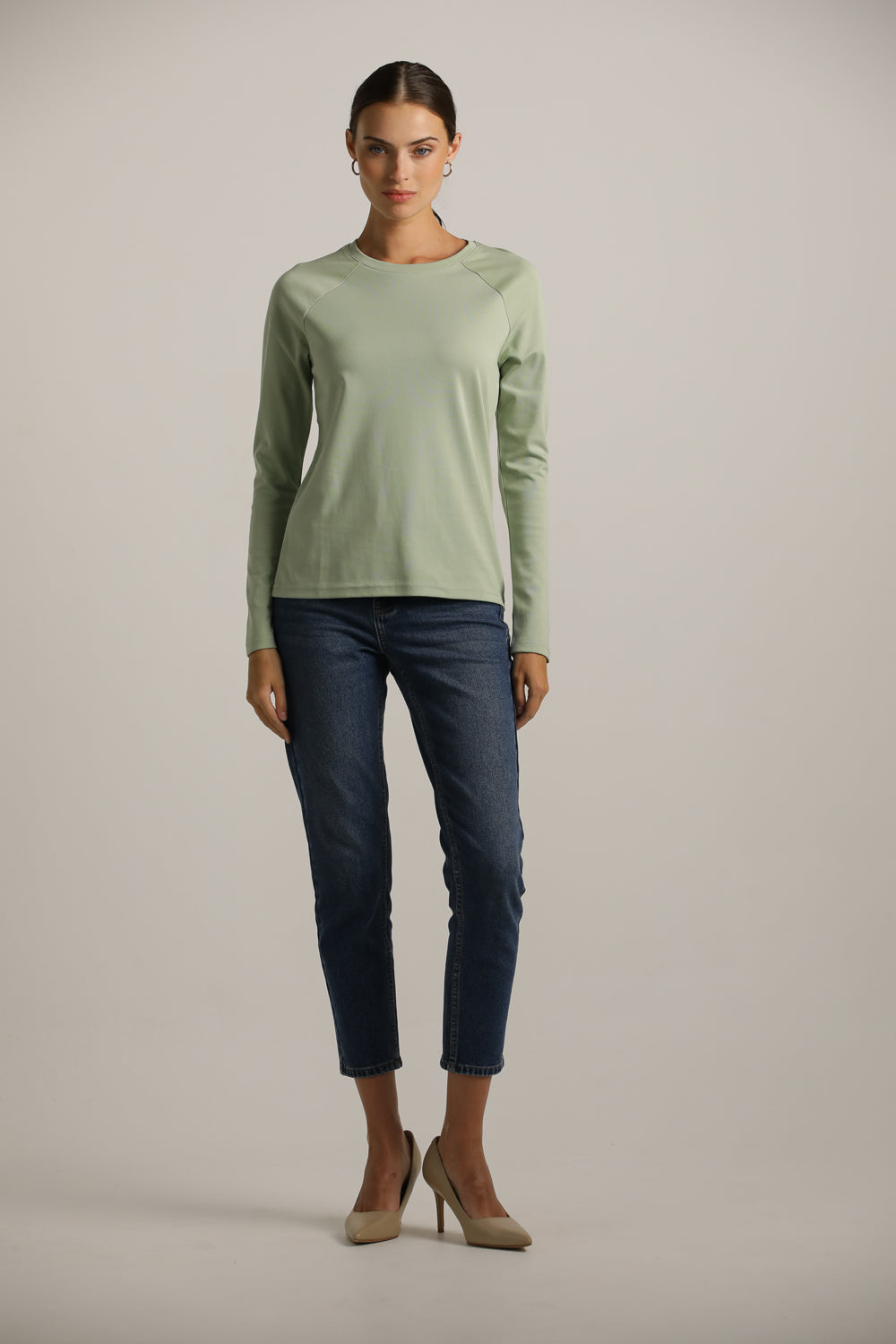 חולצת רגלן ארוכה עם צווארון עגול | קנת קול