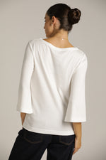 חולצת טי עם שרוולים נפוחים | קנת קול