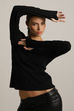 טישירט ארוכה דקה עם סיומת כפפה | קנת קול