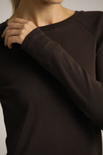 חולצת רגלן ארוכה בגזרה צמודה | קנת קול