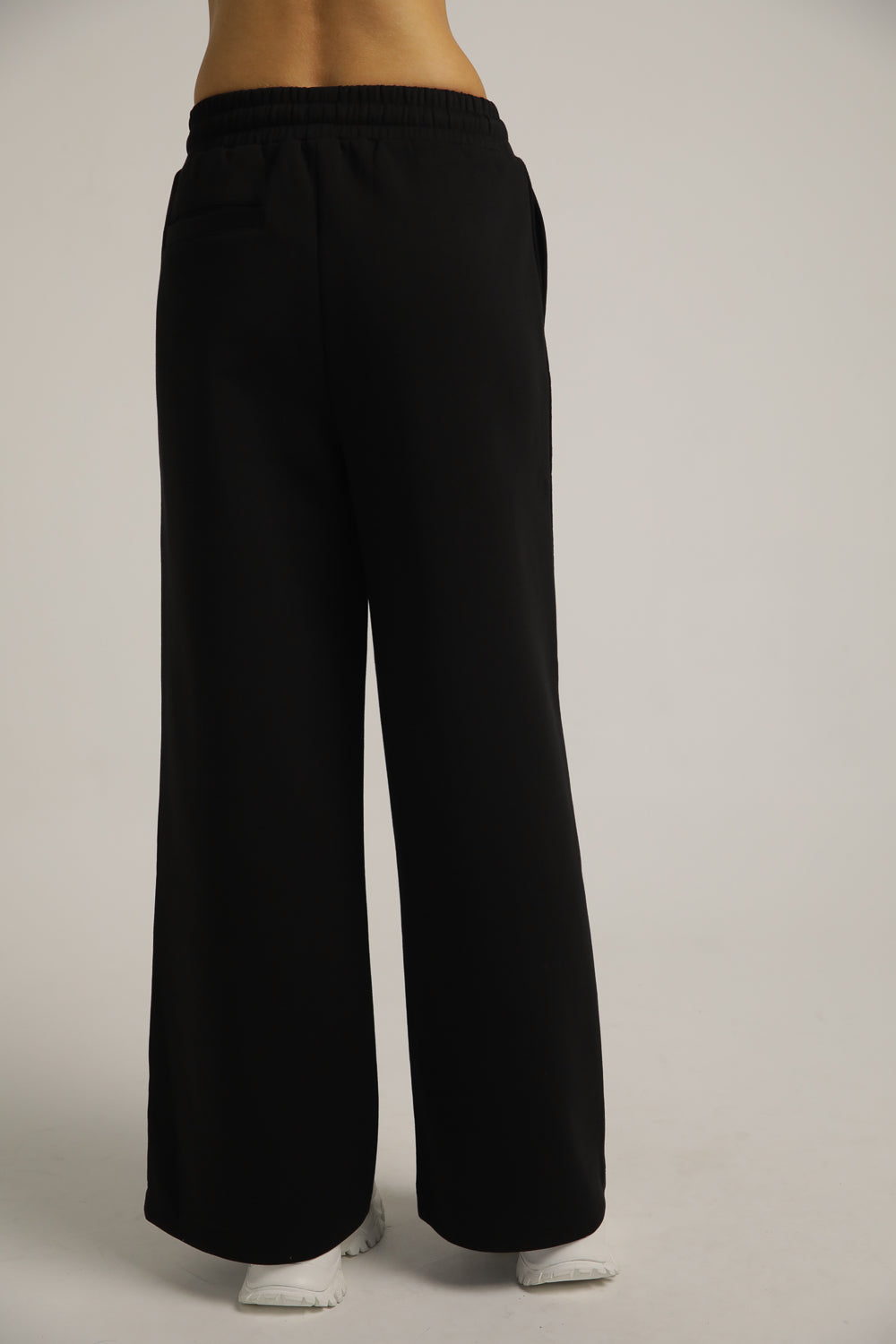 מכנסיים ארוכים בגזרה רחבה | קנת קול