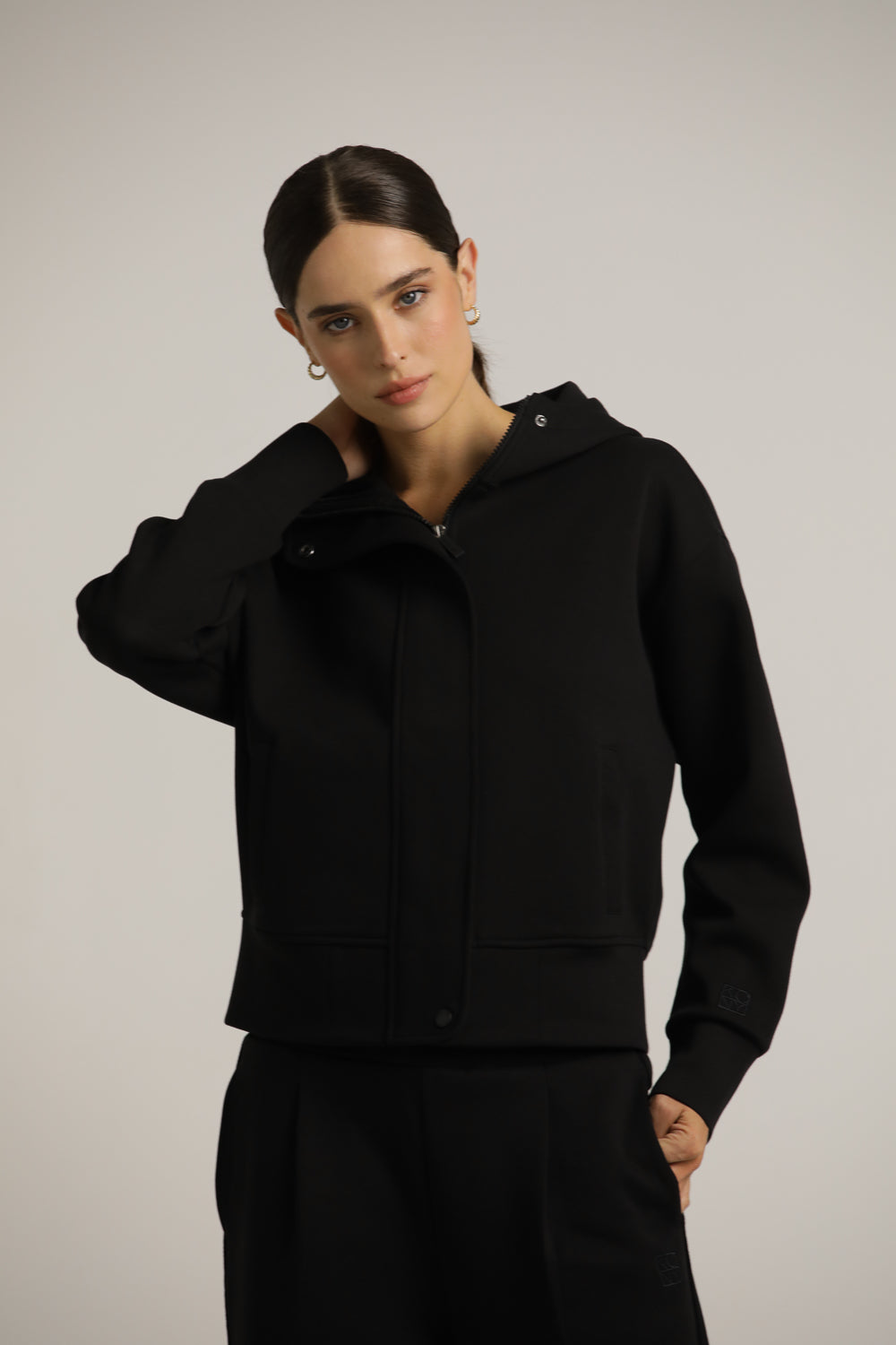 ג'קט עם כובע קפוצ'ון ורוכסן נסתר | קנת קול